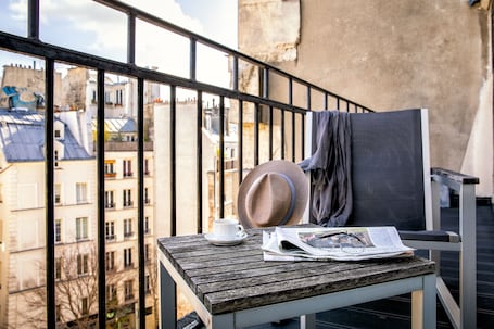 Junior Suite | View from room. Hôtel Ducs D'Anjou