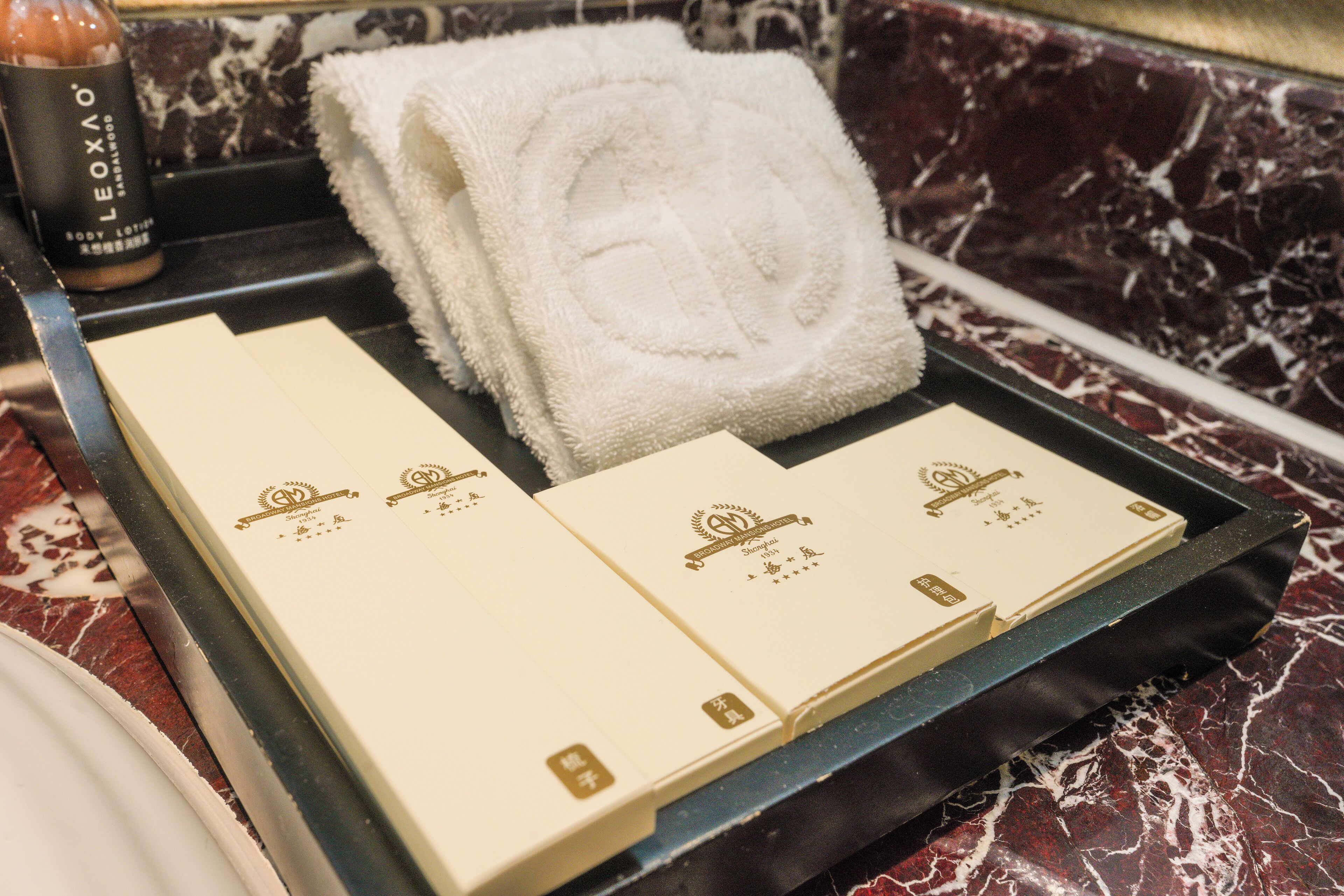 luxury room, 2 single beds, city view | 1 bedroom, minibar, in-room safe, desk