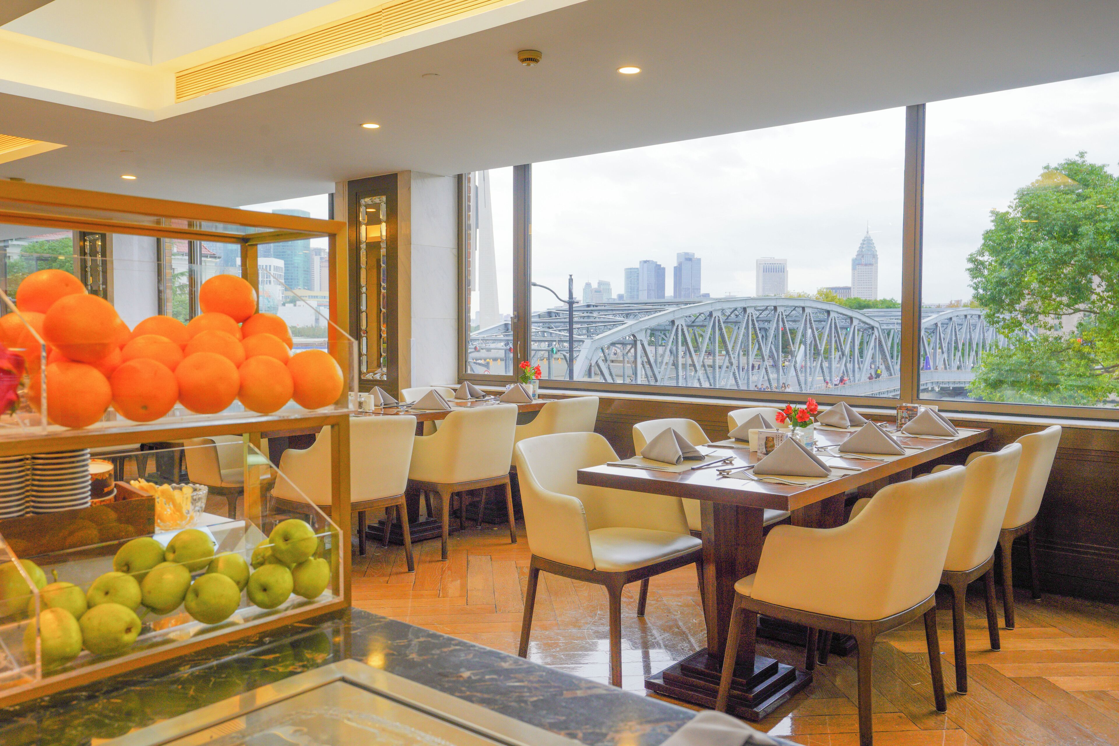 Photo - Broadway Mansions Hotel - On the bund