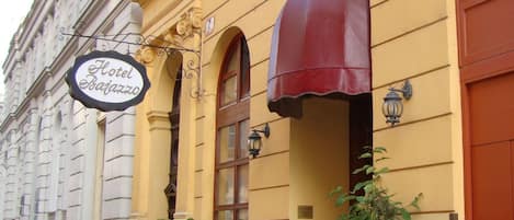 Entrée de l’hébergement