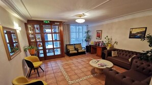 Lounge lobi