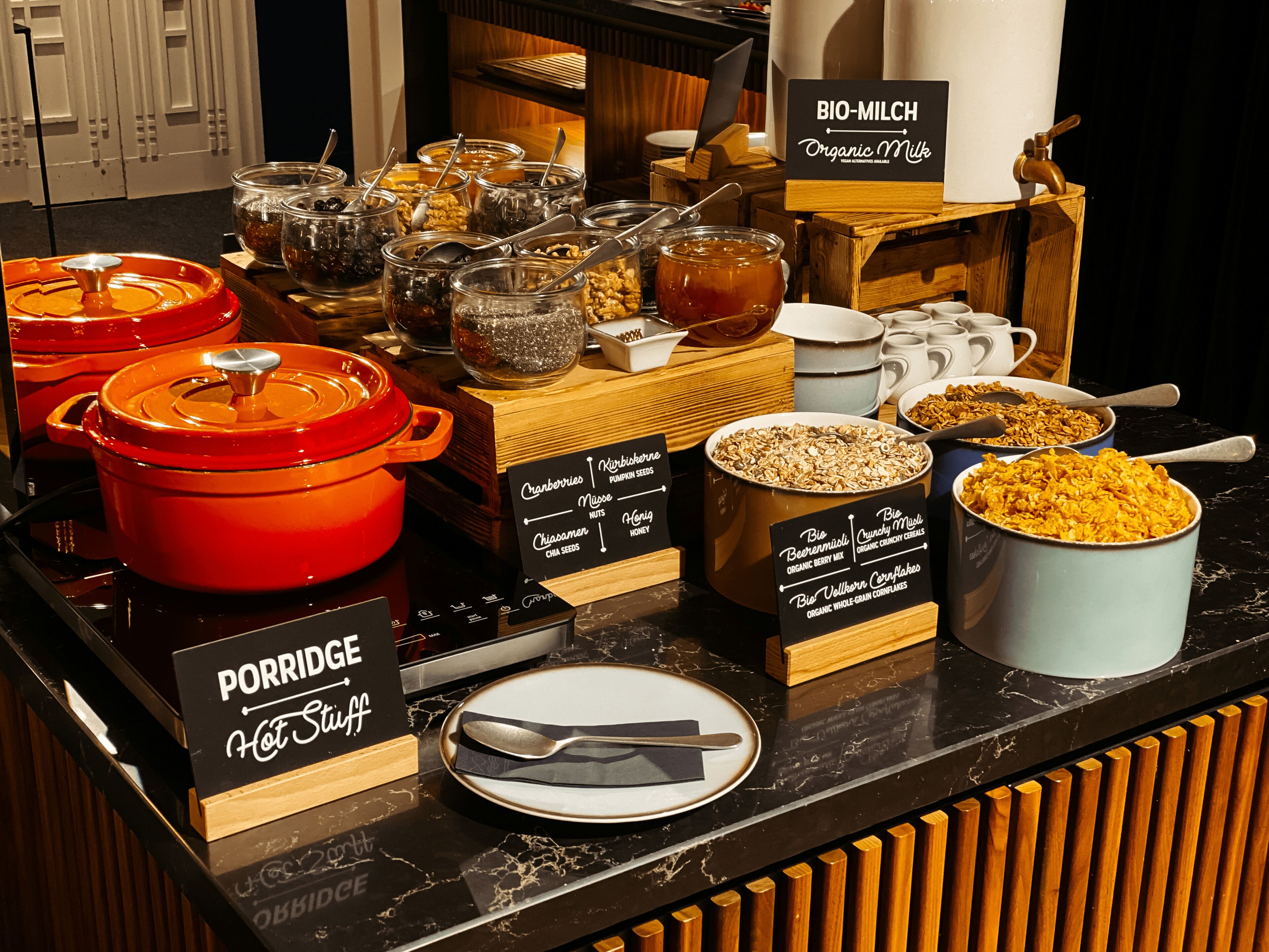 Photo - Hotel Schani Salon