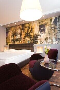 Hypo-allergenic bedding, minibar, in-room safe, individually decorated