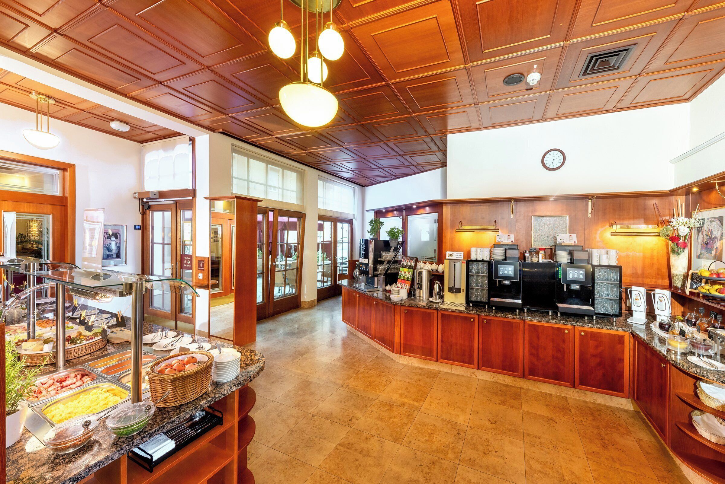 Tägliches inbegriffenes Frühstücksbuffet