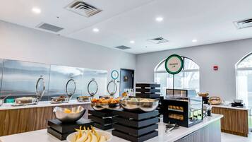 Gratis frukost enligt egen beställning varje dag