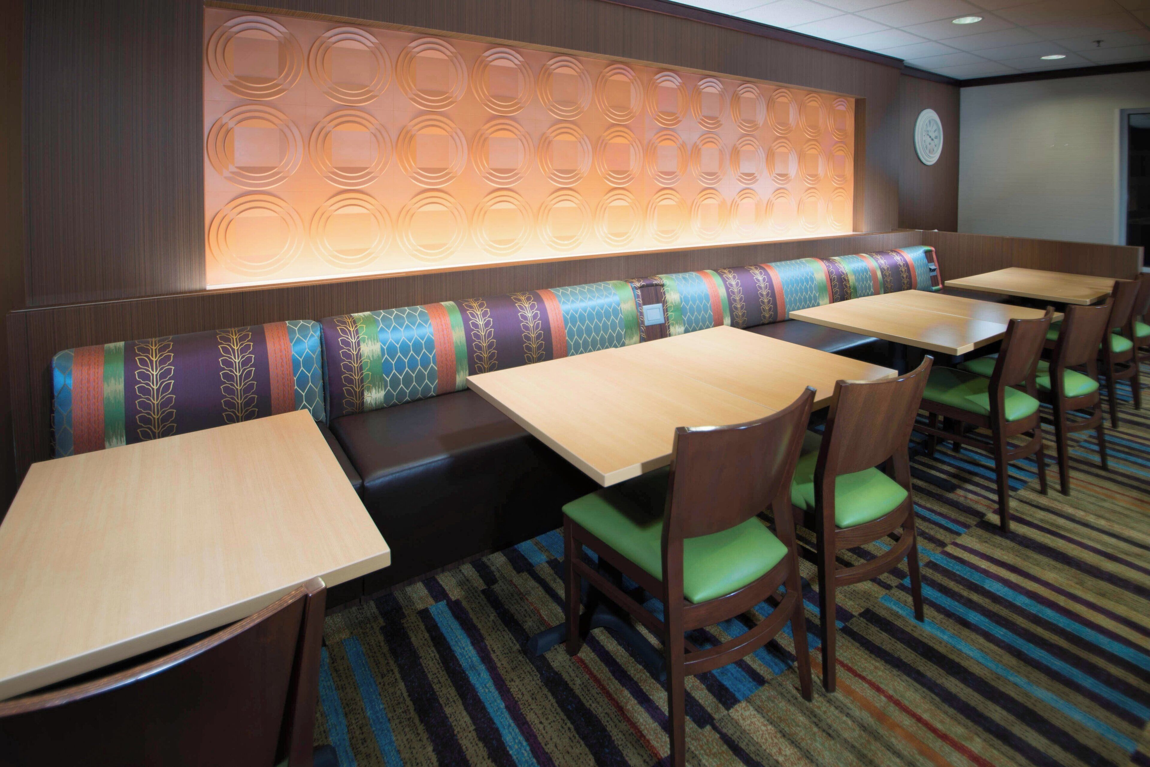 free daily continental breakfast