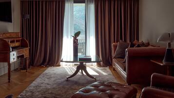 Een flatscreentelevisie