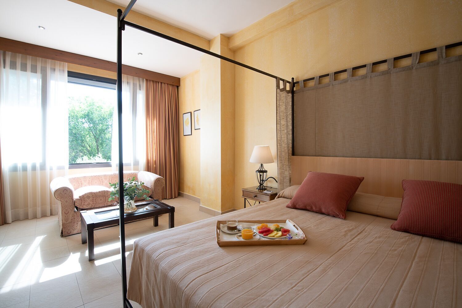 Minibar, in-room safe, desk, soundproofing