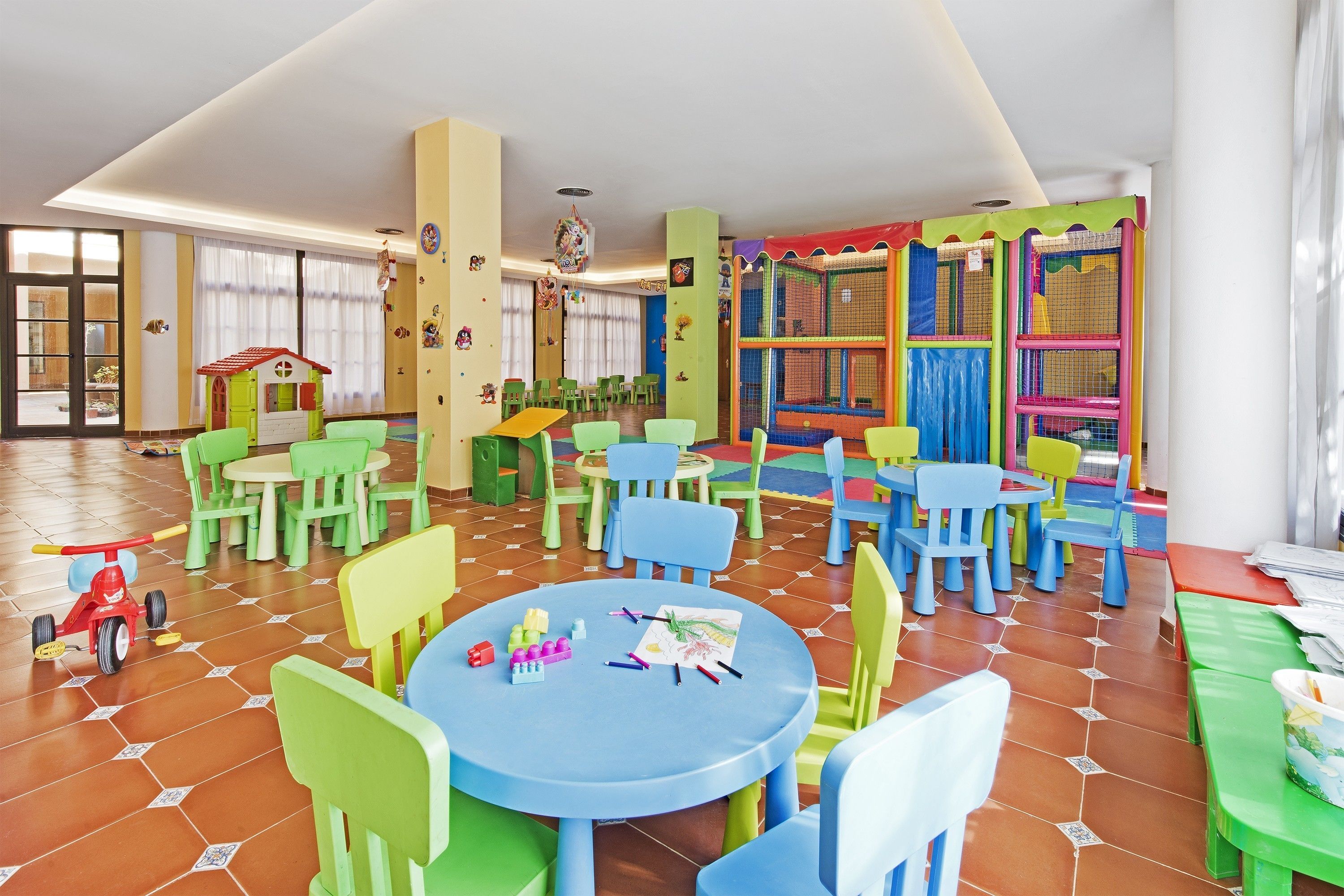 children’s play area – indoor