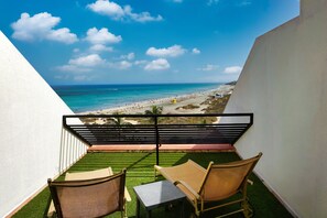Terrace/patio - SBH Crystal Beach Hotel & Suites - Adults Only (Pajara)