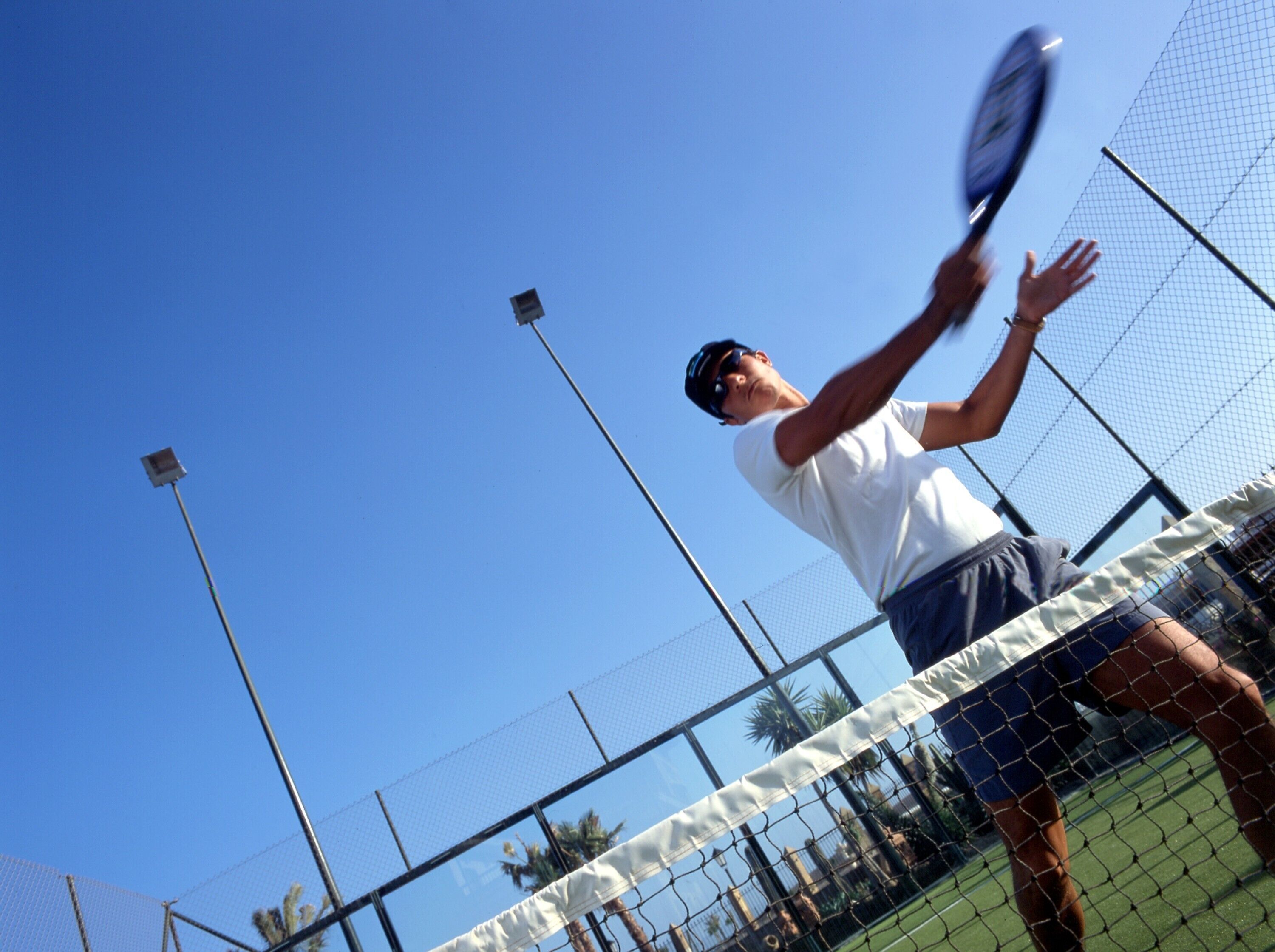 Lapangan tenis