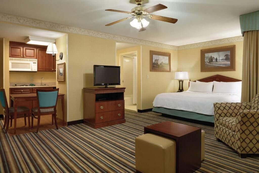 In-room safe, desk, laptop workspace, blackout drapes