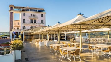 Terrasse/gårdhave
