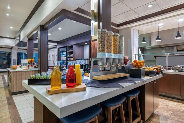 Daily cooked-to-order breakfast (USD 11.95 per person)