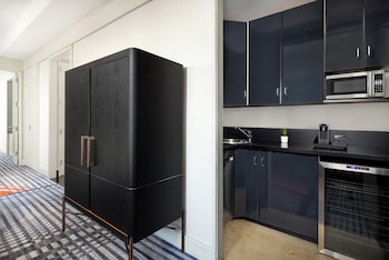 One World Suite | Premium bedding, pillowtop beds, in-room safe, desk at M Social Hotel New York Downtown 
