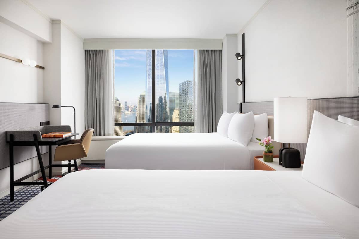 Ylelliset vuodevaatteet, pillowtop-patjalliset sängyt