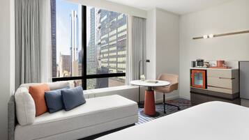 Deluxe Corner King - City View | 1 bedroom, premium bedding, pillowtop beds, in-room safe