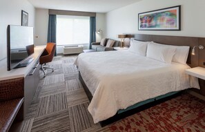Premium bedding, pillowtop beds, in-room safe, desk - Hilton Garden Inn Minneapolis/Bloomington (Bloomington)