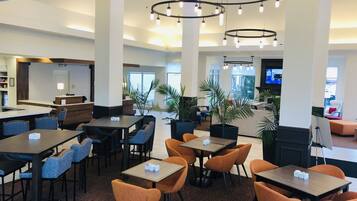 Breakfast and dinner served, American cuisine