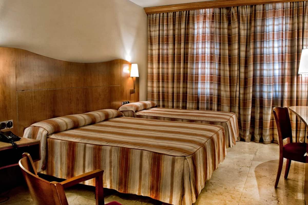 In-room safe, desk, rollaway beds, free WiFi