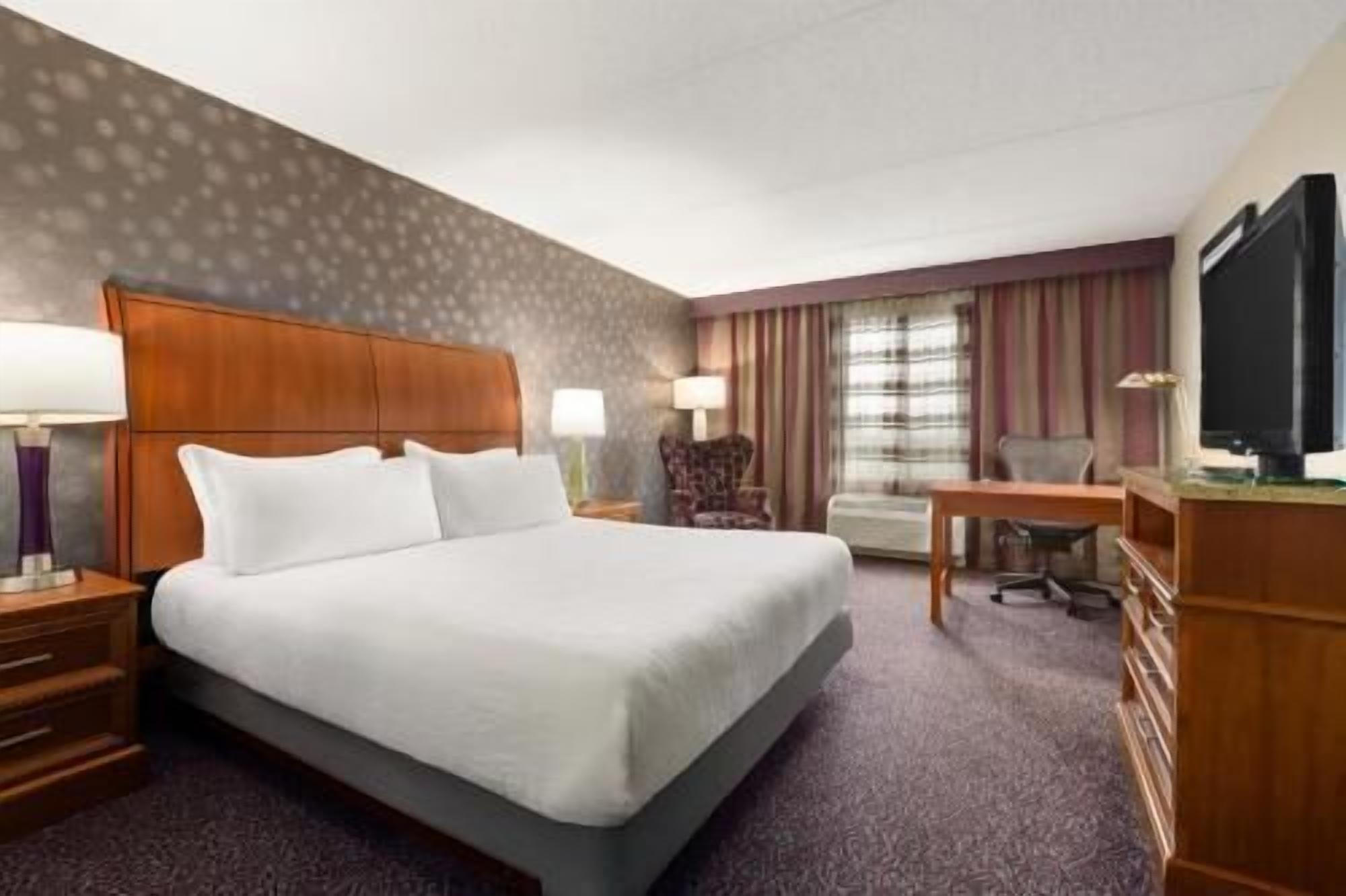 In-room safe, desk, iron/ironing board, free cots/infant beds