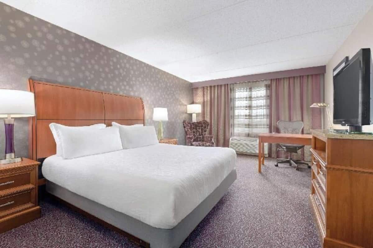 In-room safe, desk, iron/ironing board, free cots/infant beds