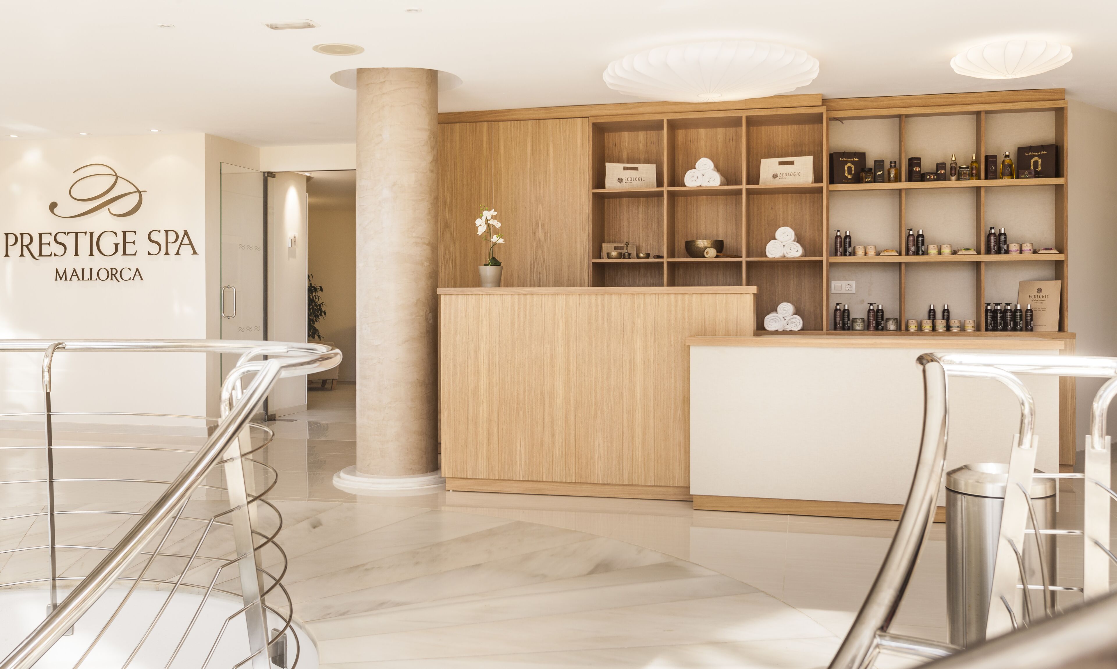 sauna, hot tub, steam room, body treatments, hot stone massages