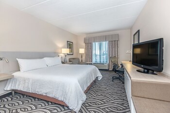 Hotel amenities such as safe, desk and work area at Hilton Garden Inn Charleston Airport