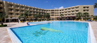 Houda Yasmine Marina & SPA