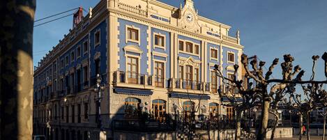 Bagian depan properti