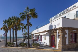 Front of property - Hotel Duque De Najera (Rota)