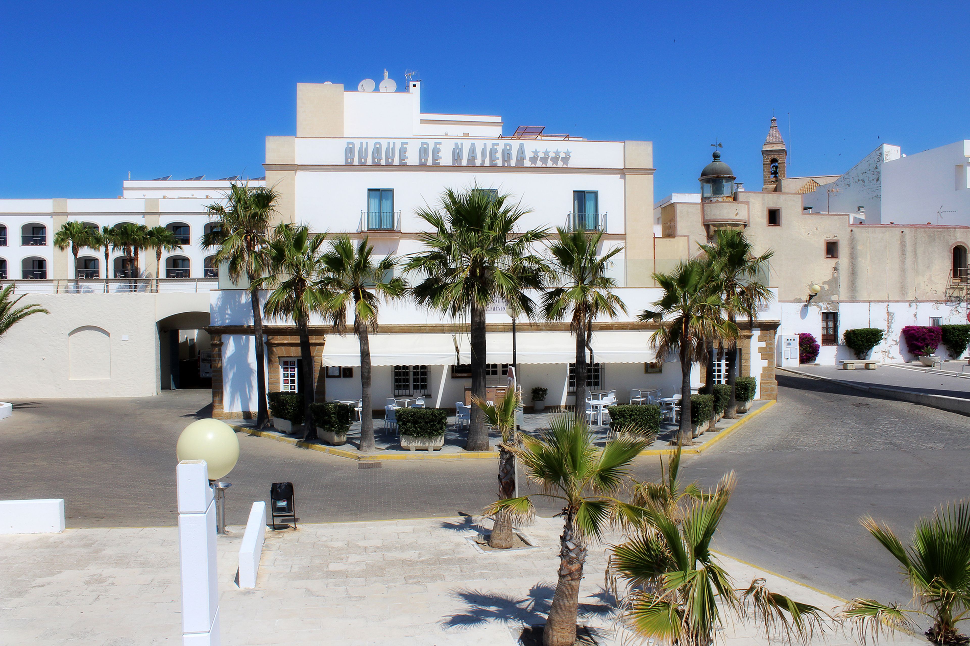 A building with a sign reading "BUREAU DE NAJERA".