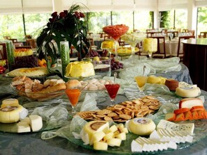 Free breakfast