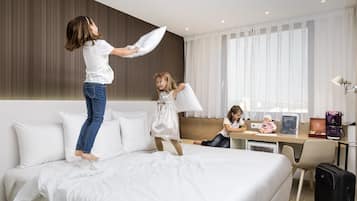 Hypo-allergenic bedding, in-room safe, desk, laptop workspace