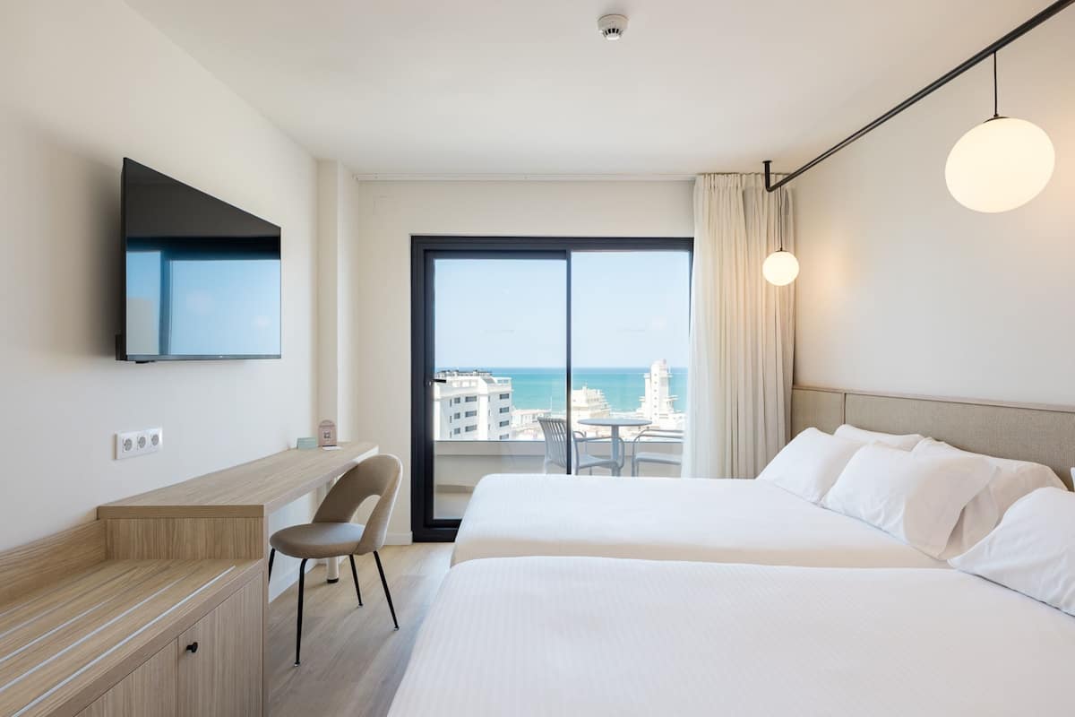 In-room safe, desk, blackout curtains, free WiFi