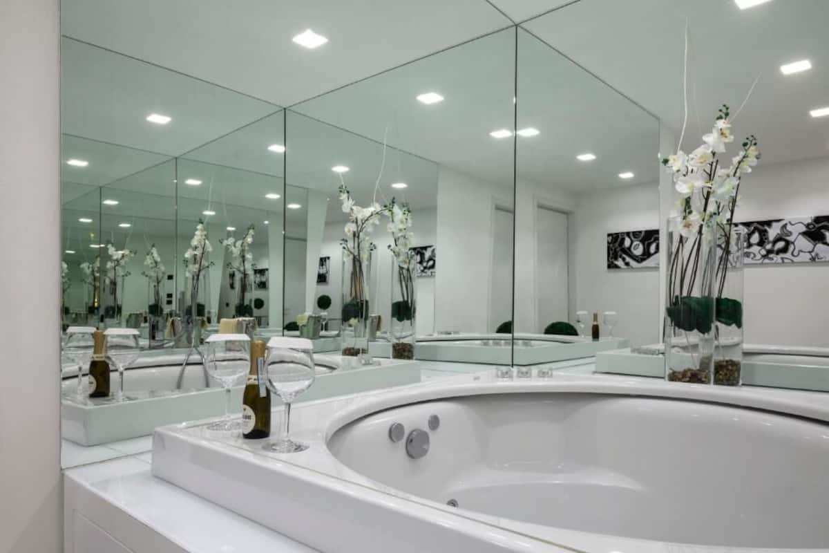 Superior Süit | 1 yatak odası, kaliteli yatak takımı, minibar, odada kasa