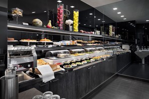 Tägliches inbegriffenes Frühstücksbuffet