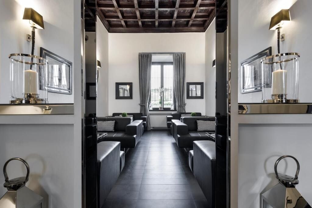 Khu tiếp khách ở sảnh