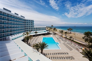 2 outdoor pools, pool umbrellas, sun loungers