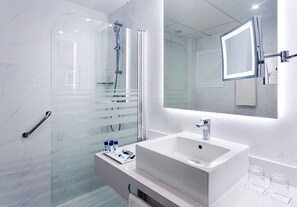Hair dryer, bidet, towels - Hotel Best Sabinal (Roquetas de Mar)
