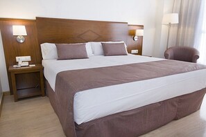 Minibar, in-room safe, desk, blackout curtains