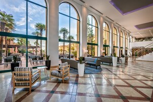 Sala de estar en el lobby