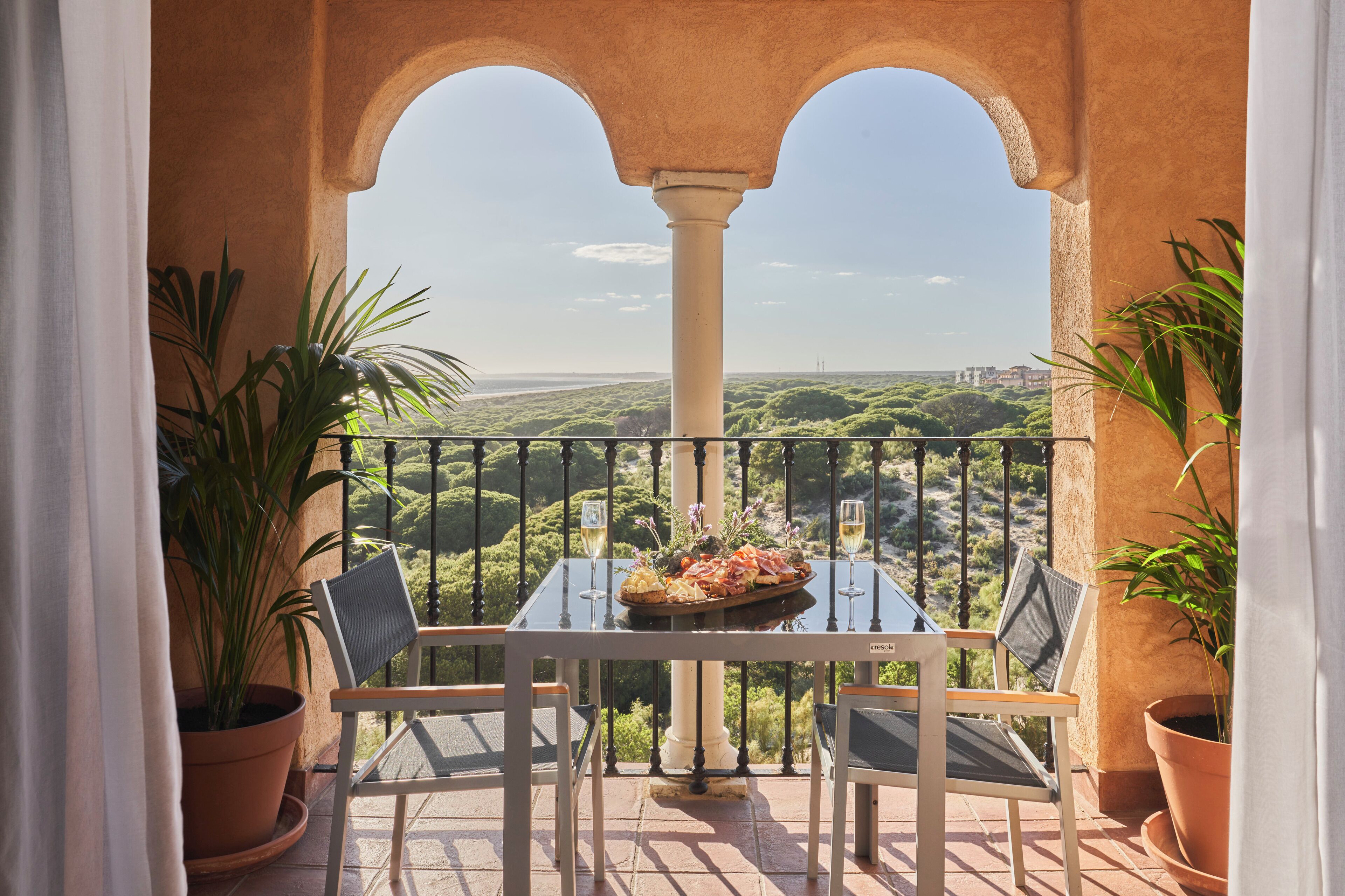 Minibar, in-room safe, desk, blackout curtains
