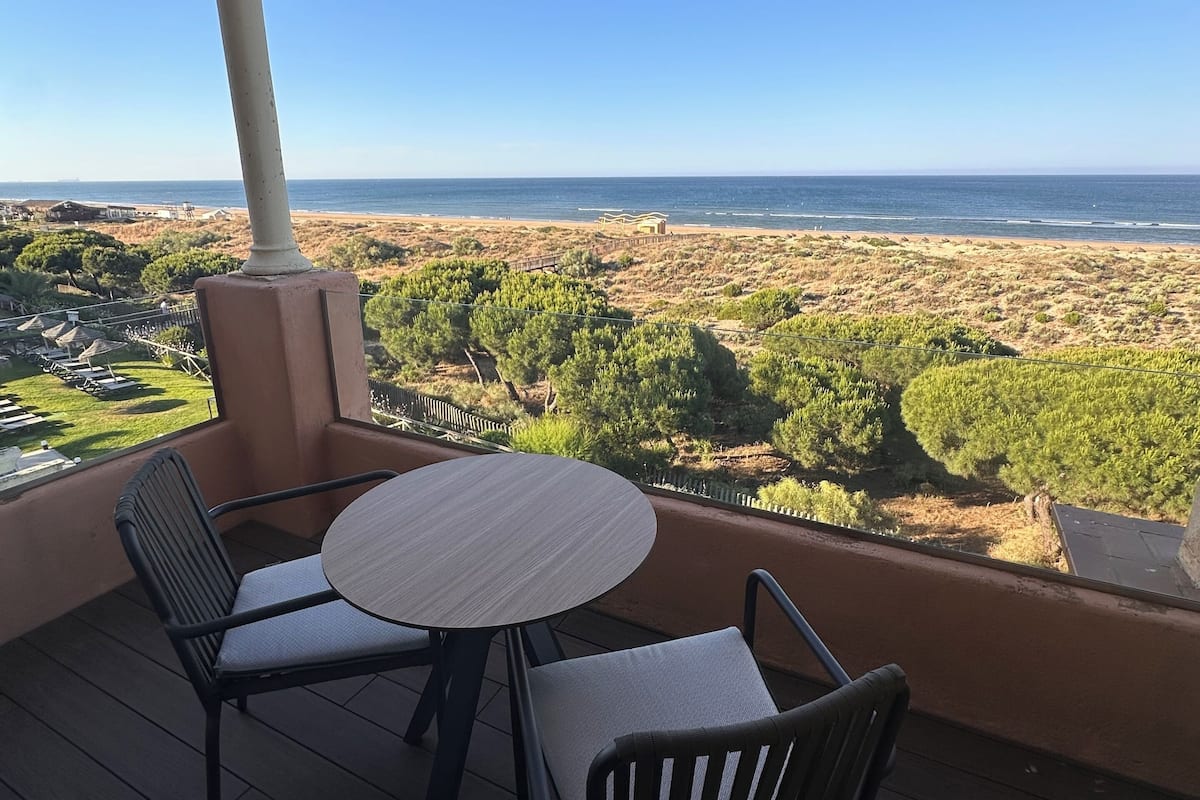 Minibar, in-room safe, desk, blackout curtains