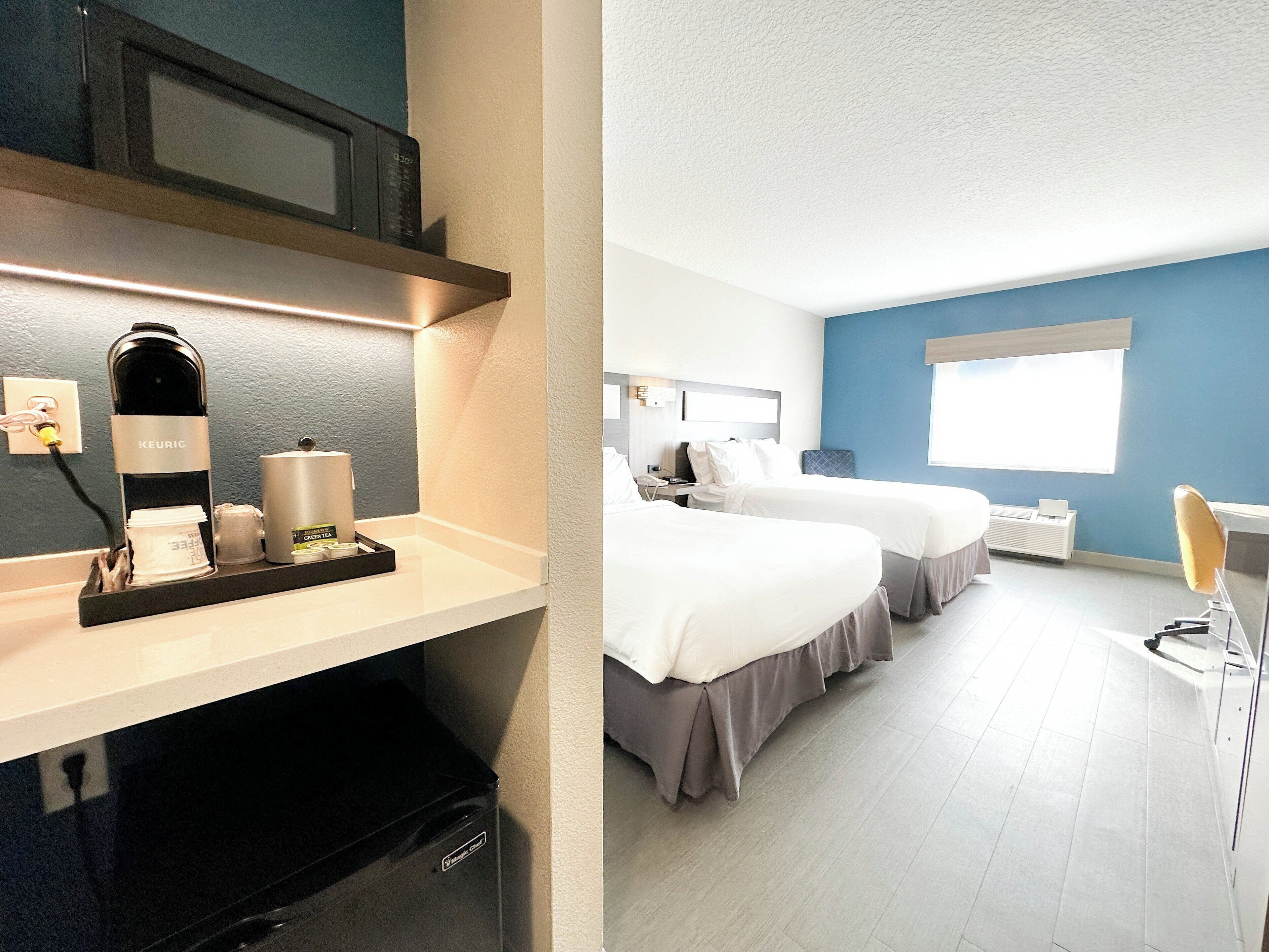 Schreibtisch, schallisolierte Zimmer, Bügeleisen/Bügelbrett