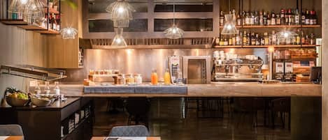 Daily buffet breakfast (EUR 13 per person)