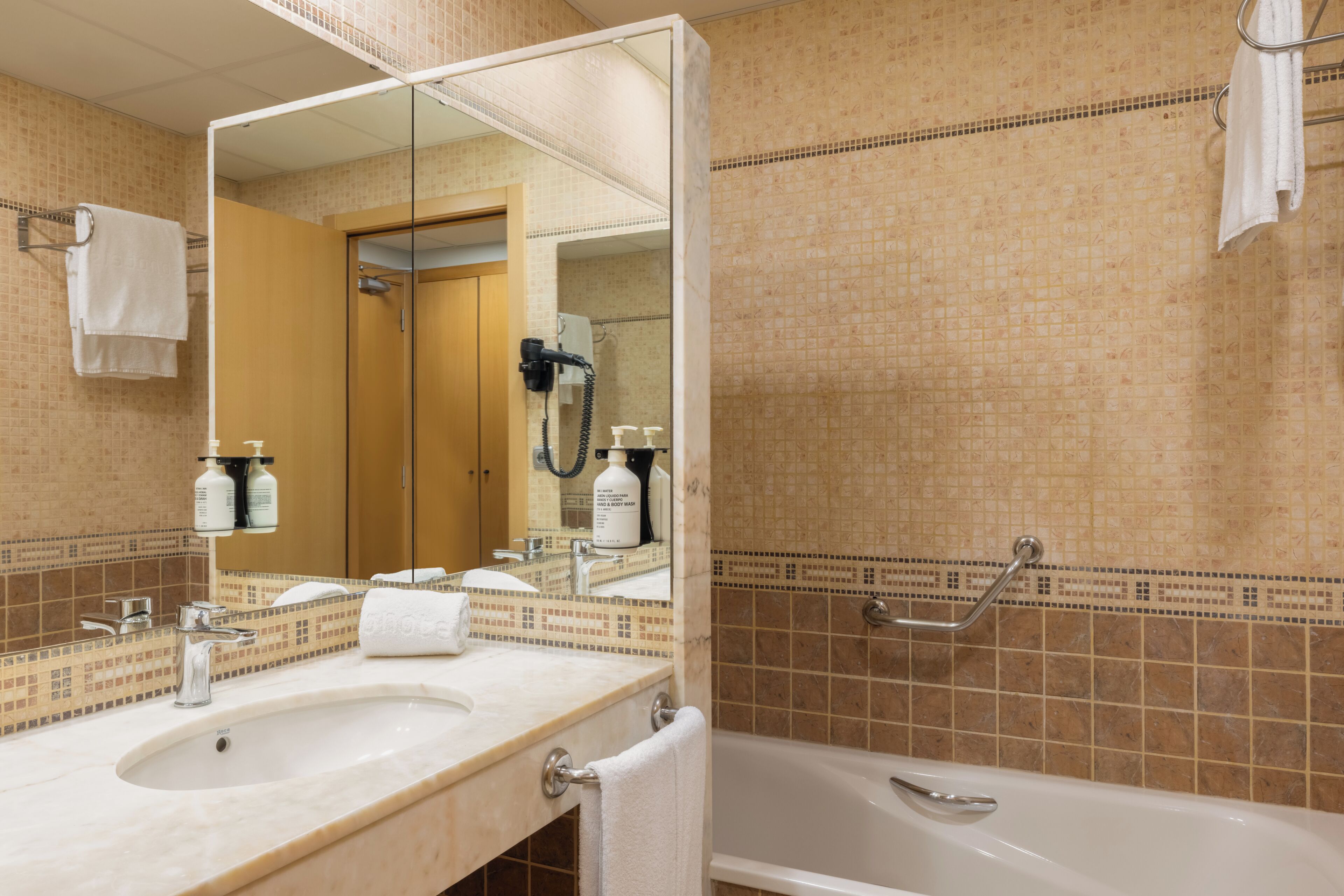 Photo - Hotel SB Express Tarragona