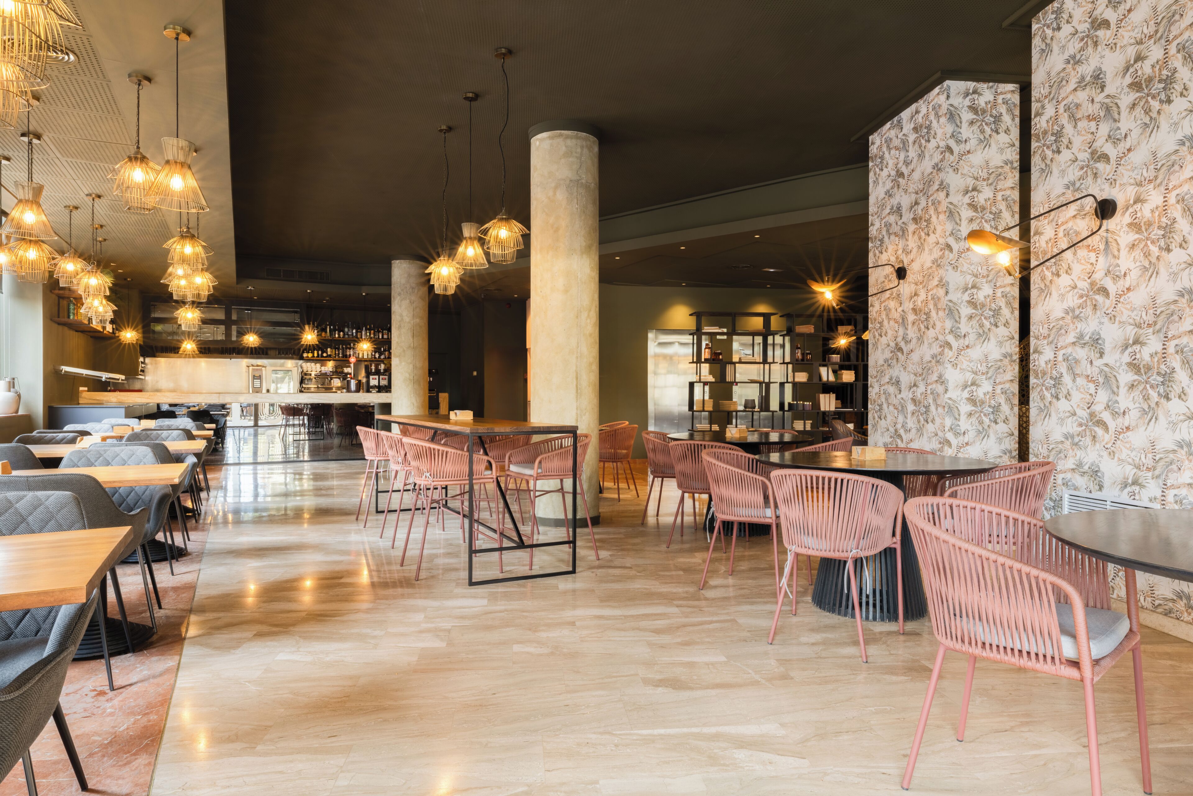 Frokostbuffé hver dag (EUR 13 per person)