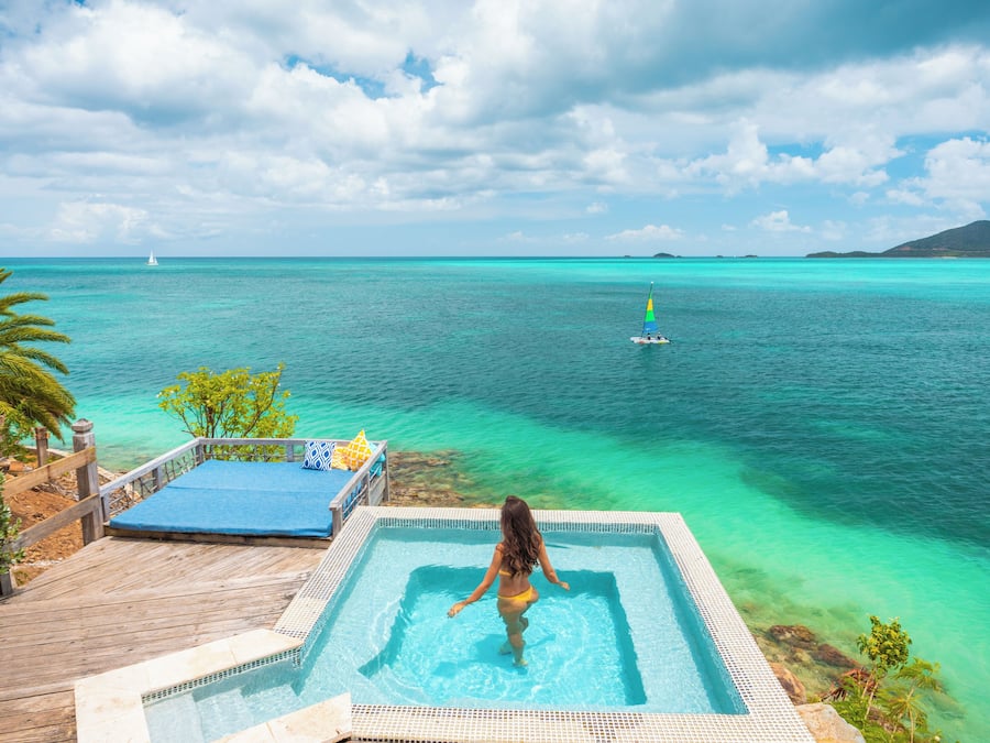 4 outdoor pools, open 9:00 AM to 6:00 PM, free cabanas, pool umbrellas