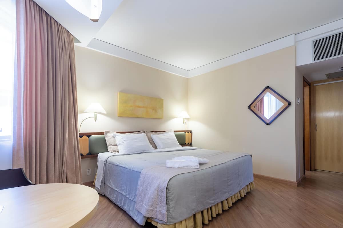 Premium bedding, minibar, in-room safe, desk